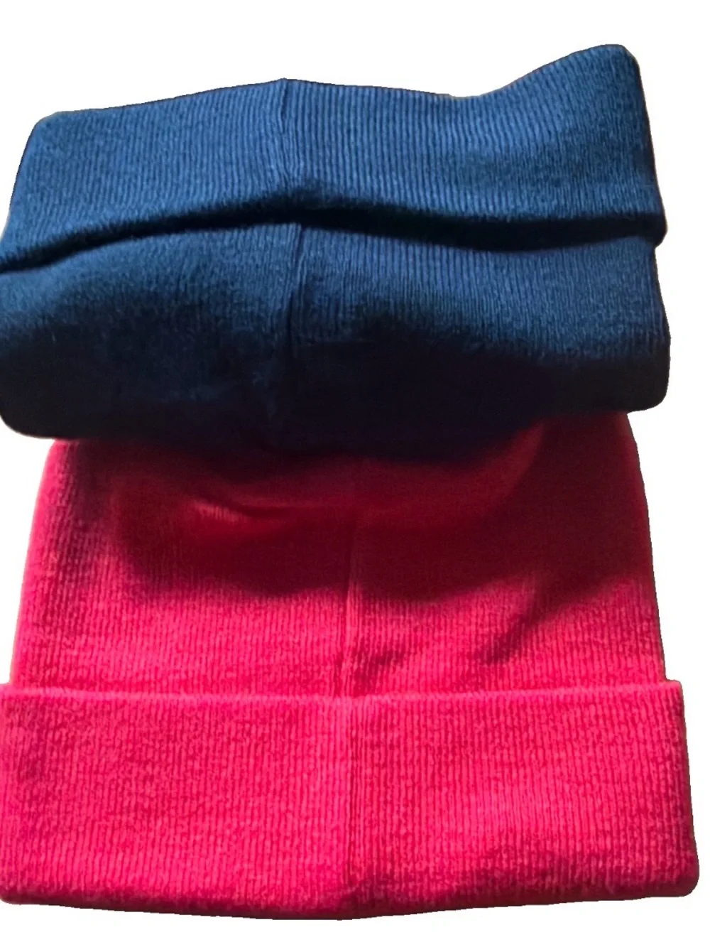 Nike Big Kids Size (8-20) 2-Pack Beanie Set. Black/Red/White Logo. New with Tags